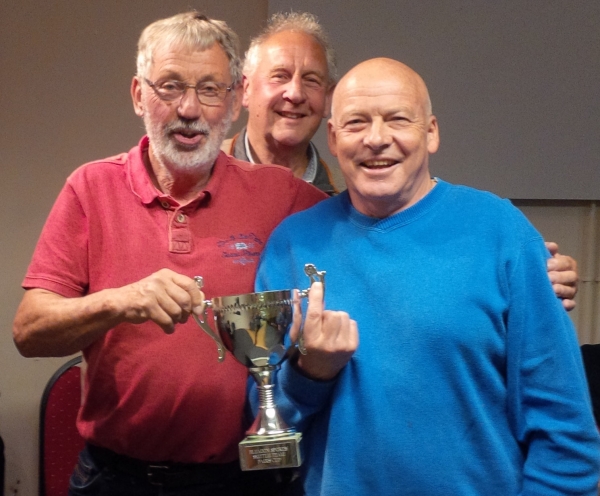 The Hobbitt and Coach Photobombed by ex-Ranger